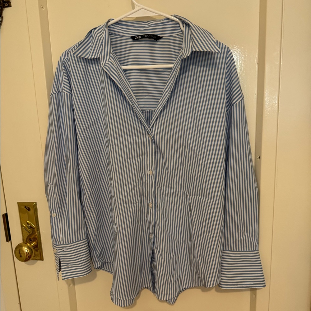 Zara Women's Blue and White Striped Button Down Shirt